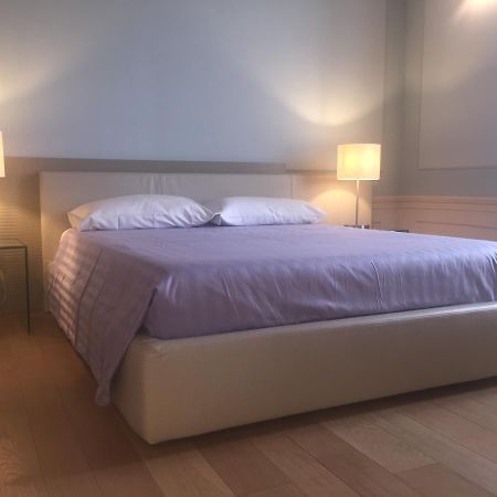 Palazzo Carasi Apartments Κρεμόνα Εξωτερικό φωτογραφία