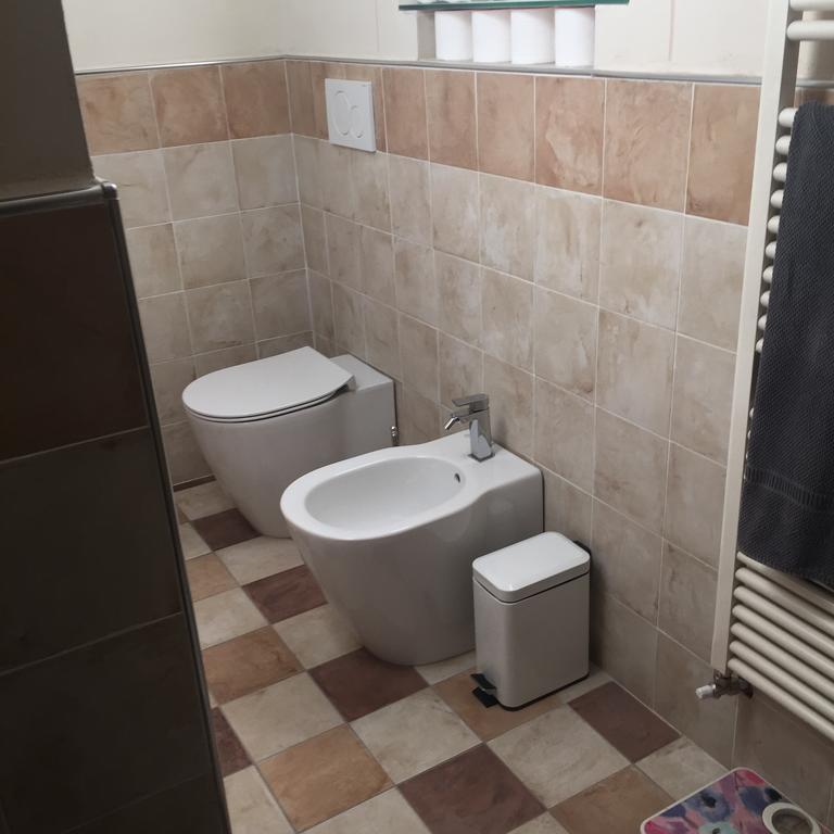 Palazzo Carasi Apartments Κρεμόνα Εξωτερικό φωτογραφία