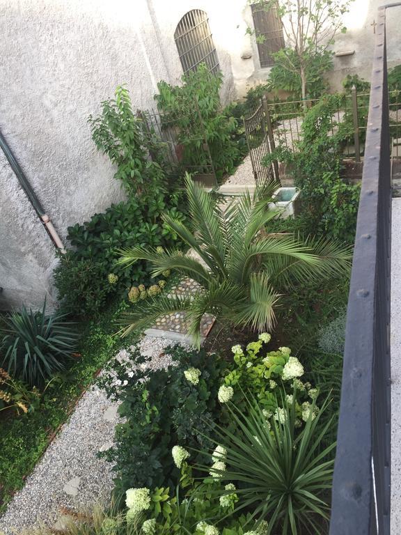 Palazzo Carasi Apartments Κρεμόνα Εξωτερικό φωτογραφία